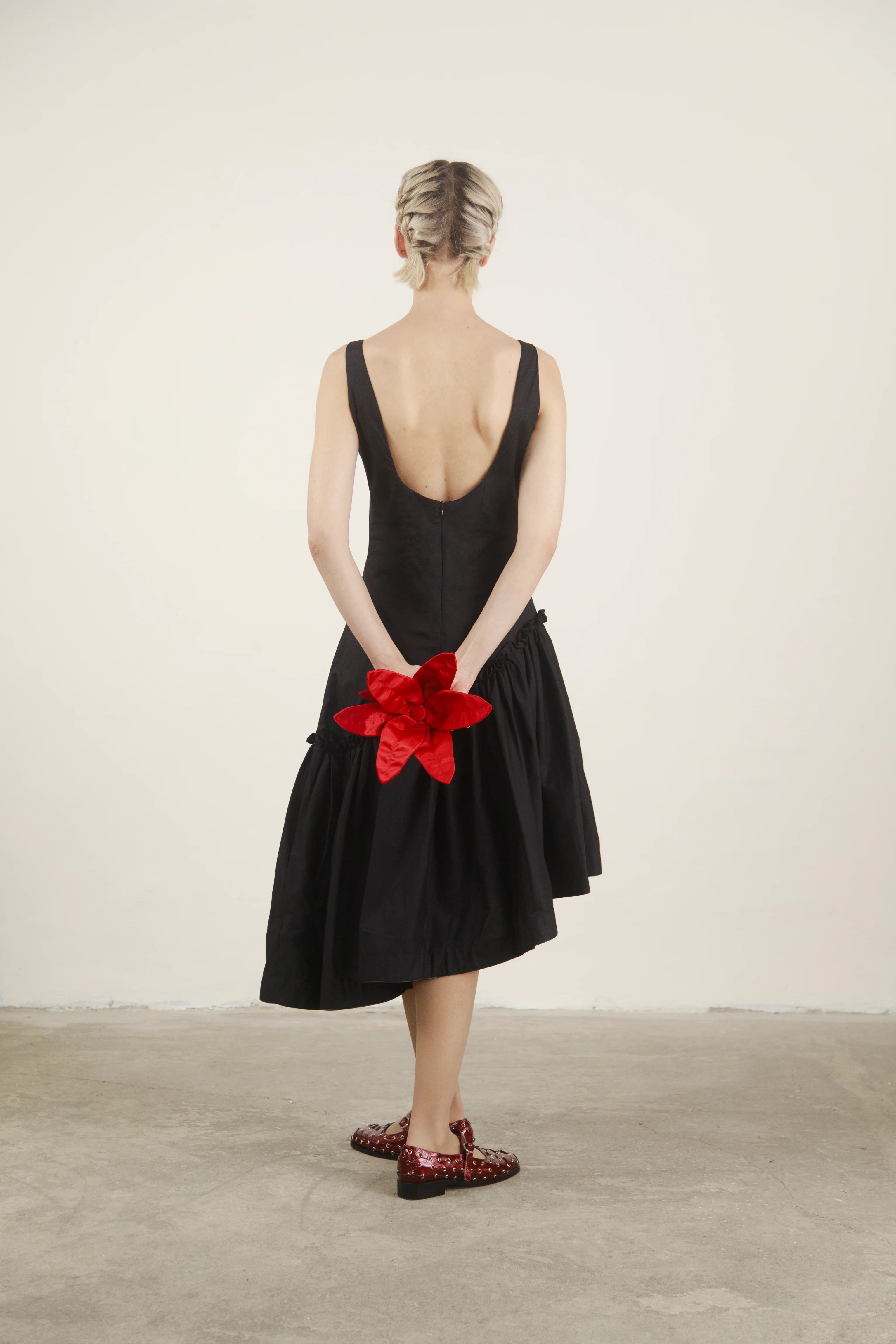 The dahlia dress